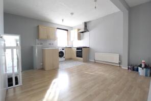 337, Canterbury Street, Gillingham ME7 5XS