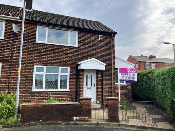 127 Vicarage Rd - sold.jpg