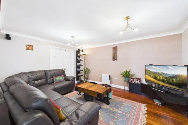 Barrington Way, Reading, Berkshire, RG1 photo 4