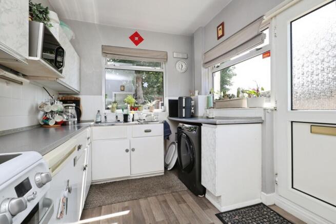 3 bed Semi-Detached for sale Image 7