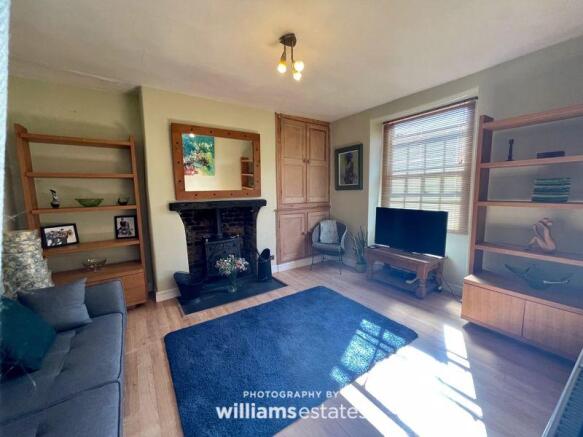 Living Room 02