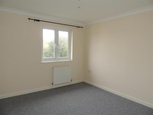 Bedroom 2: