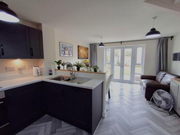 Bates Close, Bourne, PE10 photo 4