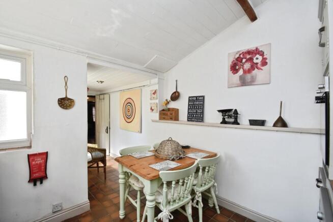 2 bed End of Terrace for sale Image 7