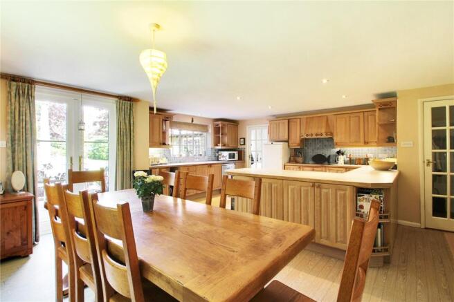 Kitchen/Dining Room