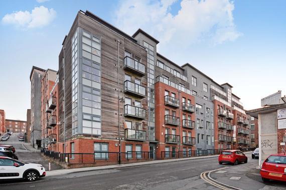 1 bed Apartment to rent Image 4