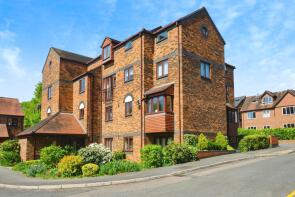 43, Albeny Gate, Belmont Hill, St. Albans AL1 1BH