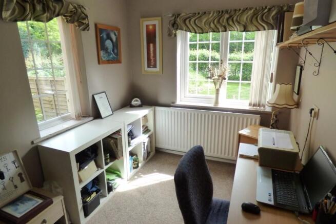 Study/Fourth Bedroom