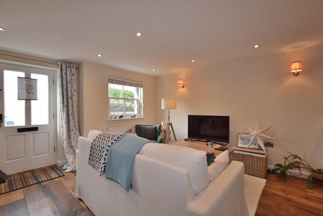 2 bed Link Detached House for sale Image 6