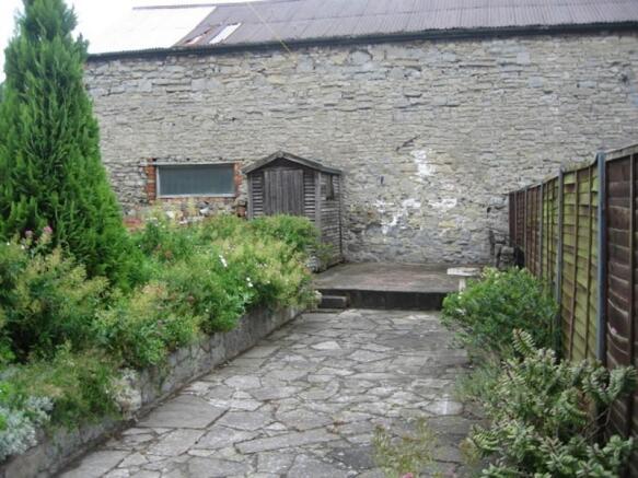 GARDEN ROOM