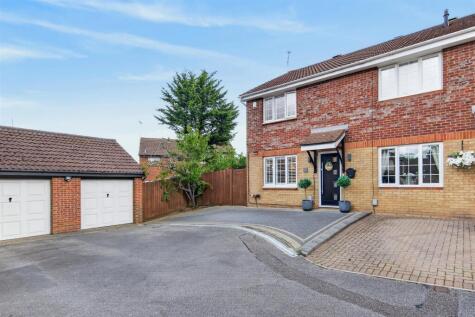 Coverdale, Luton