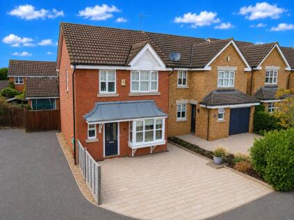 Randall Drive, Toddington, Bedfordshire, LU5