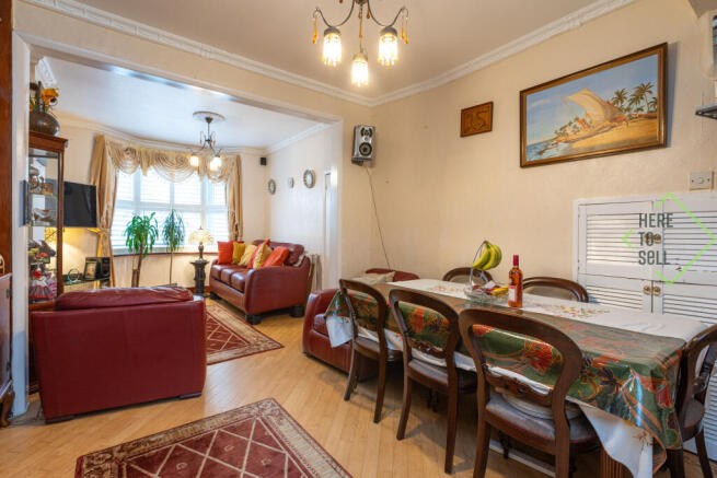 Cornwallis Grove N9-21