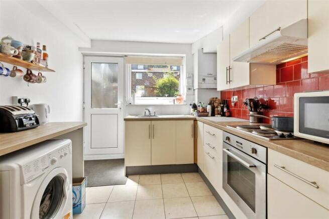 187 Maplehurst Road_013.JPG