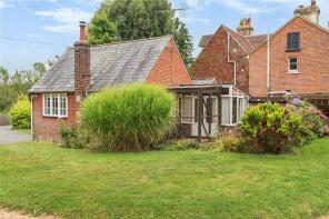 Garden Cottage, Little Fowlers, Rye Road, Hawkhurst, Cranbrook TN18 5DA