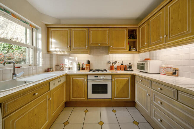 1393767-17-694951...