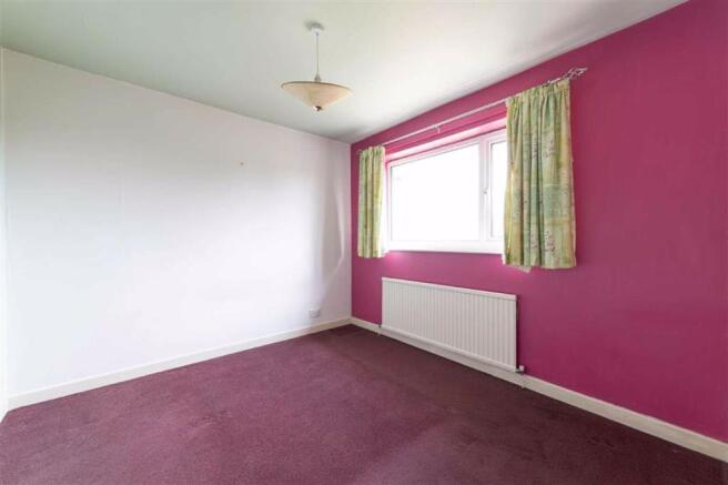 BEDROOM ONE (FRONT LEFT)