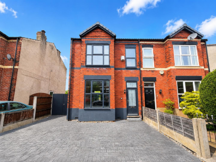 Carlton Road, Sale