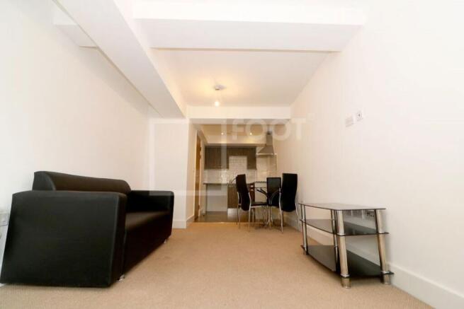 1 bed Apartment to rent Image 7