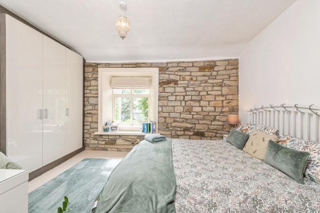 3 bed Terraced for sale Image 11