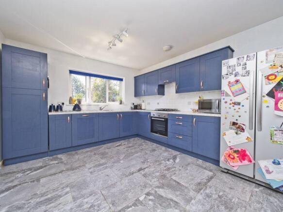 Fitted kitchen...