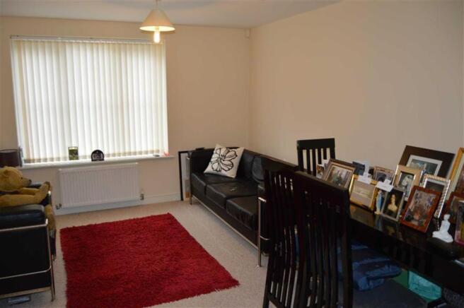 Lounge / kitchen