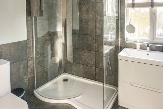 Master En-suite