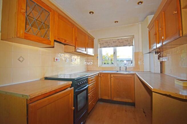 2 Bourne Avenue, kitchen.jpg