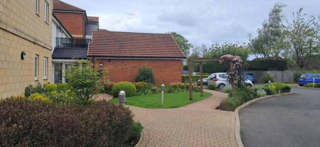 1 bed Flat for sale Image 8