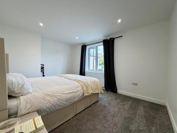 2 bed End of Terrace for sale Image 9