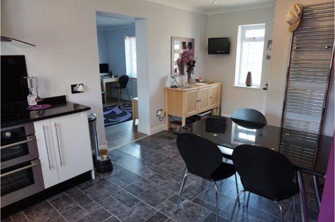 Kitchen / Breakfast