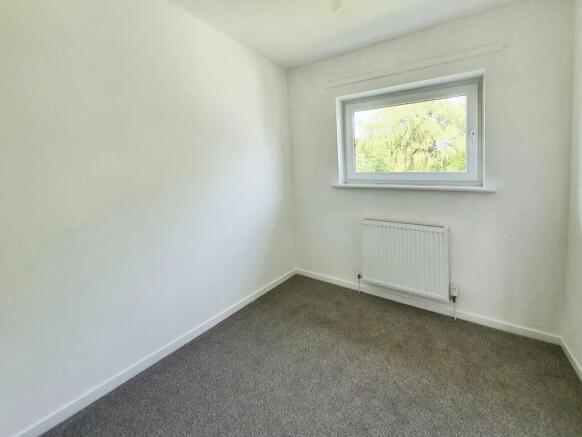 2 bed Semi-Detached to rent Image 7