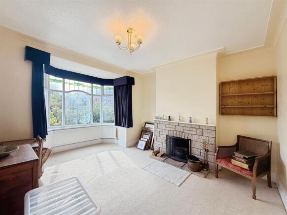 3 bed Semi-Detached for sale Image 5