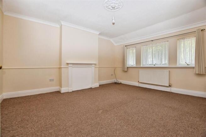 3 bed Terraced for sale Image 6
