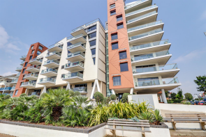 S2, 22 23 The Shore, The Leas, Westcliff-on-sea SS0 8FF