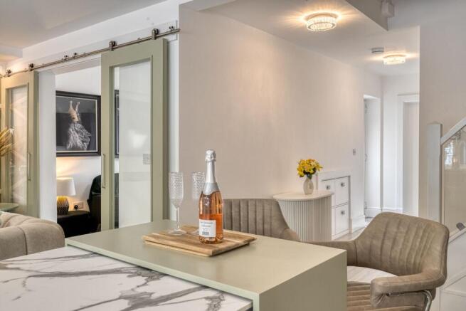 Breakfast Bar