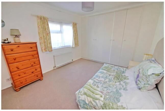 2 bed Park Home for sale Image 7