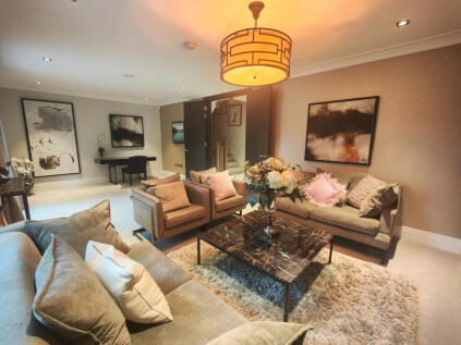 Egerton Drive, Isleworth, TW7