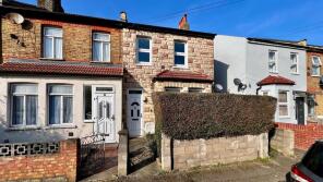 8, Rossindel Road, Hounslow TW3 3QN