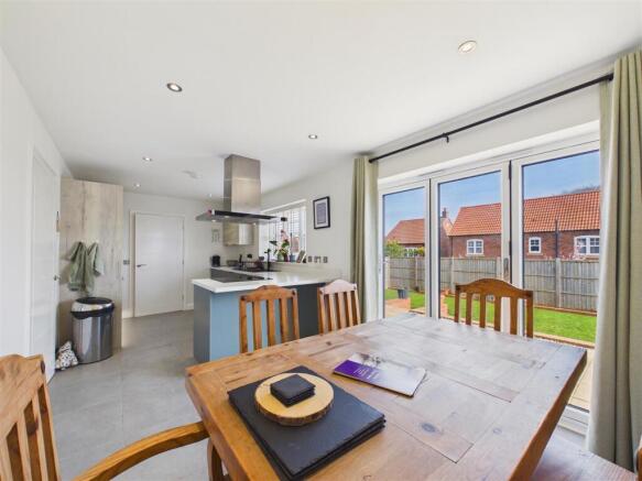 Dining Kitchen