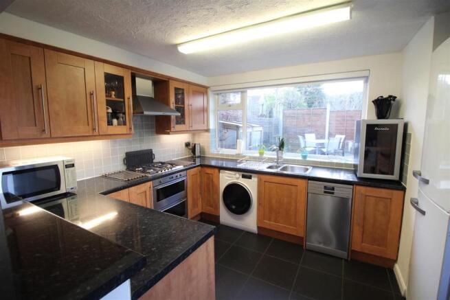 Fitted Kitchen