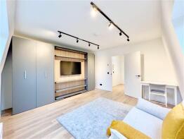 Flat 8b, 56, Eton Avenue, London NW3 3HN