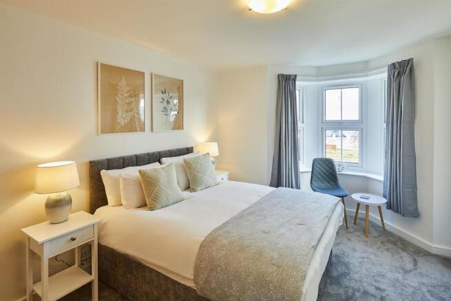2 bed Apartment for sale Image 5