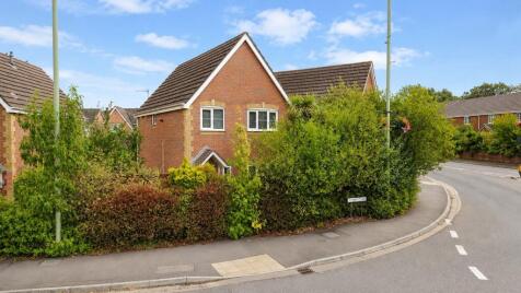 Cynllan Avenue, Llanharan, Pontyclun, Rhondda Cynon Taff. CF72 9UL