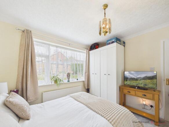 2 bed Detached Bungalow for sale Image 10