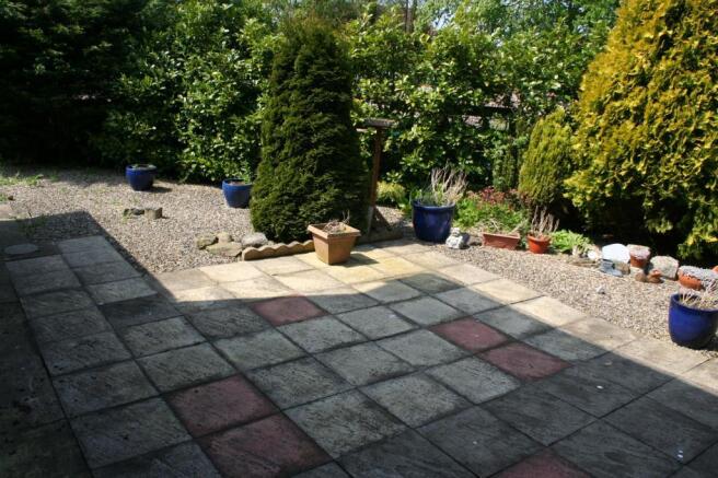 Garden Alt
