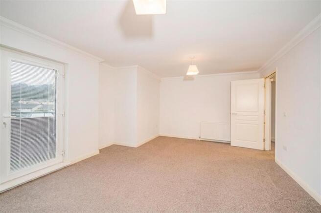 10 West Court Dundee-10.JPG