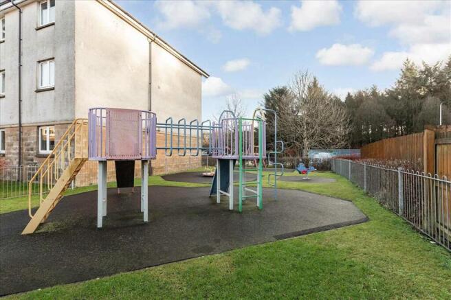 Surrounding Area (4)
