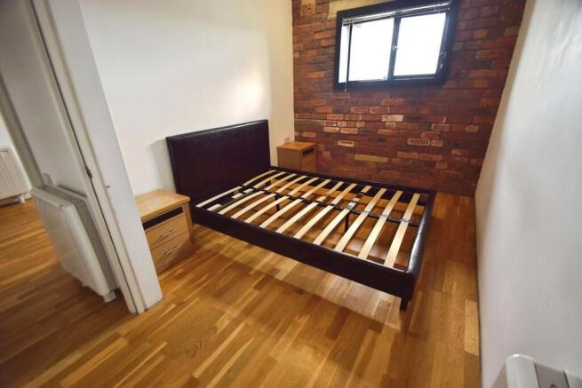 2 bed Apartment to rent Image 9