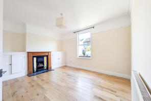 76, Hindmans Road, London SE22 9NG